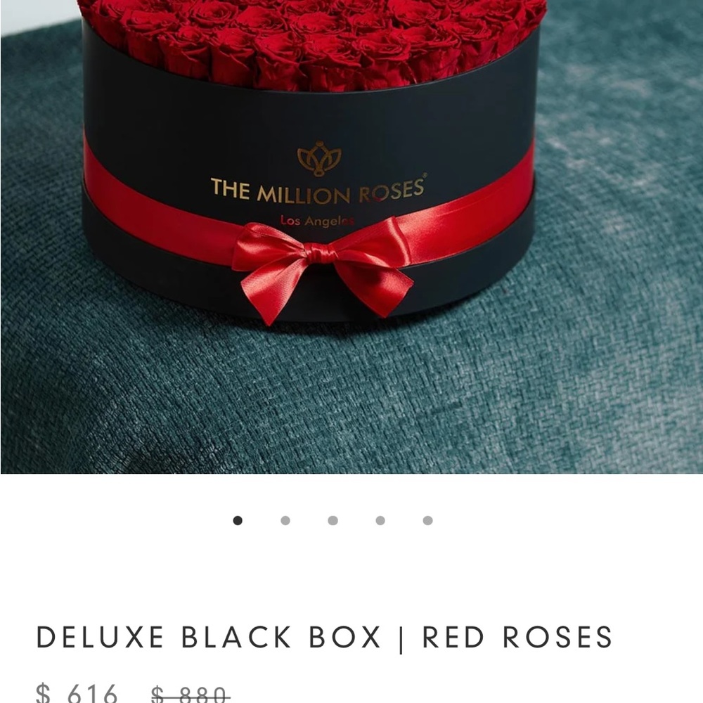 Red Rose Box - Picture 3 of 3